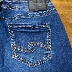 Silver Jeans Sam Capri 28